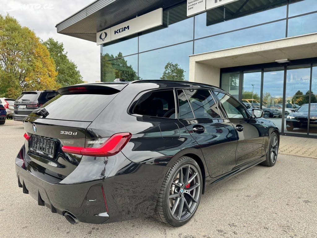 2025 BMW 3-Series - 197