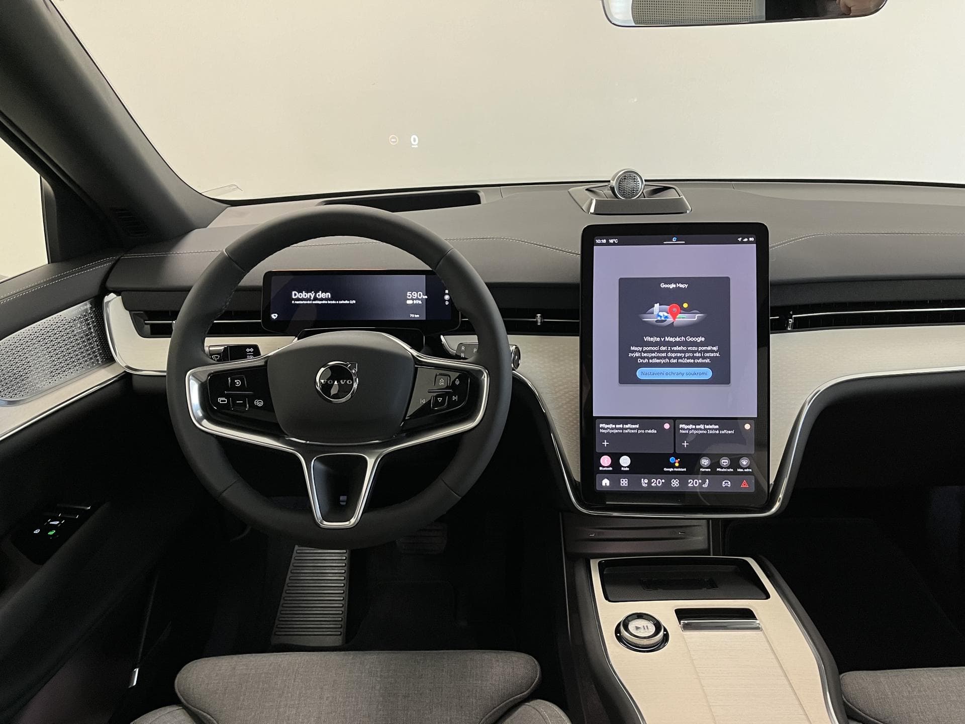 Volvo EX90 - 4