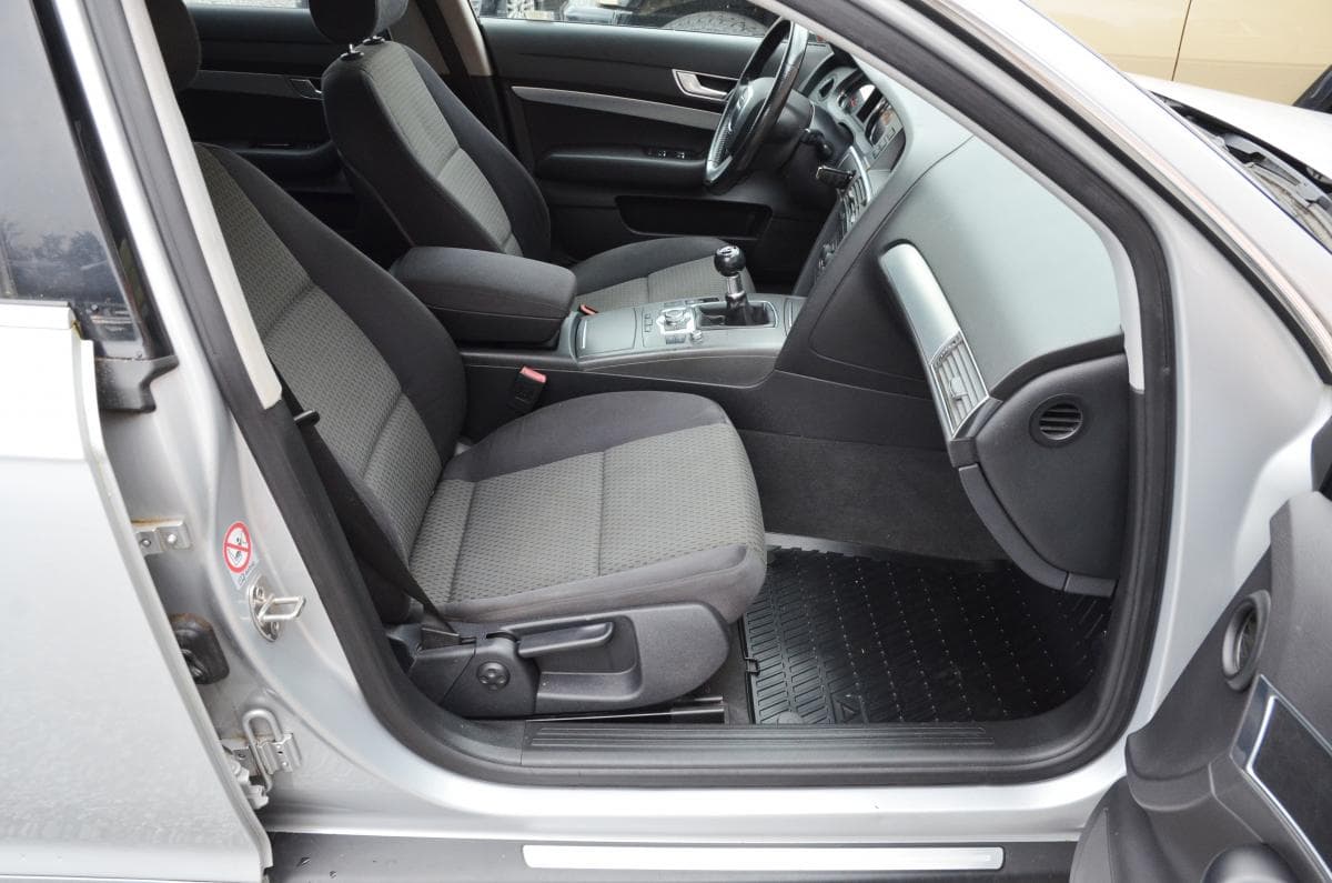 Audi A6 - 12