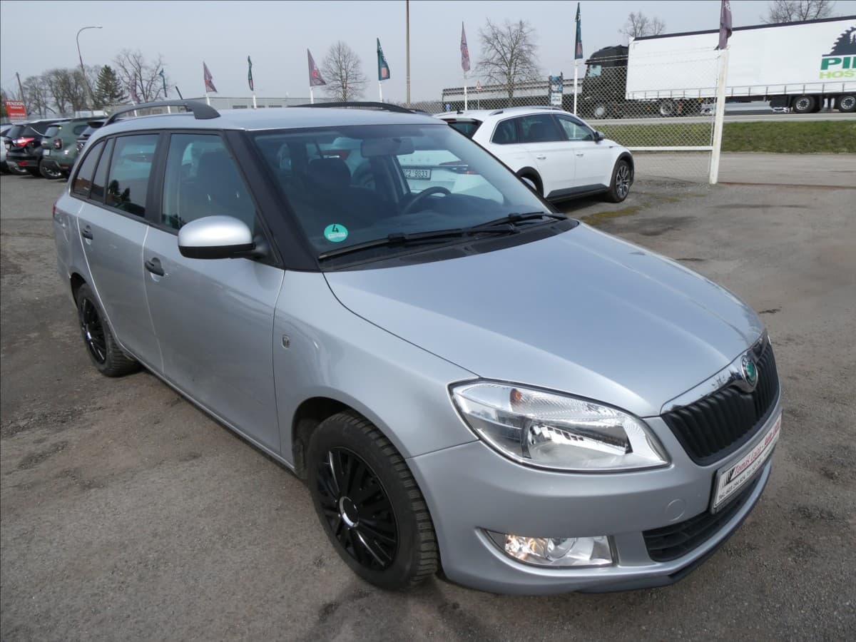 Škoda Fabia 1,2 TSi klima, závěs