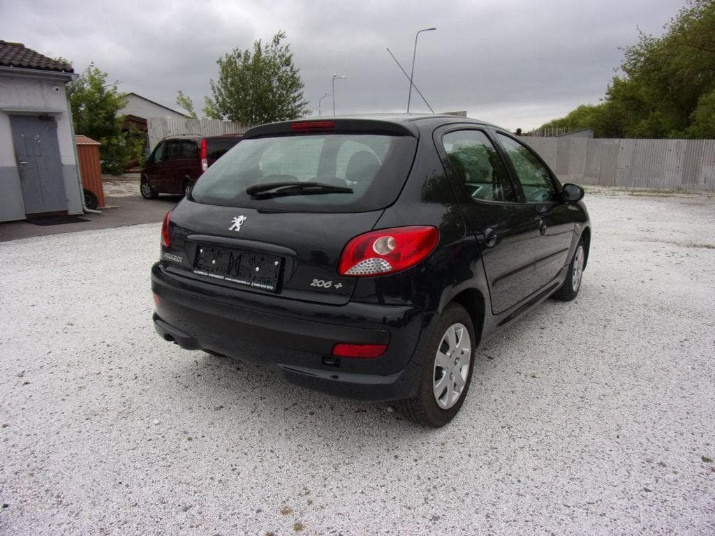 Peugeot 206 - 8