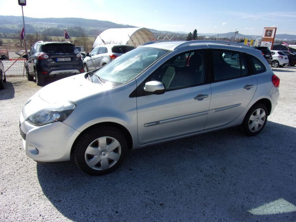2011 Renault Clio - 6