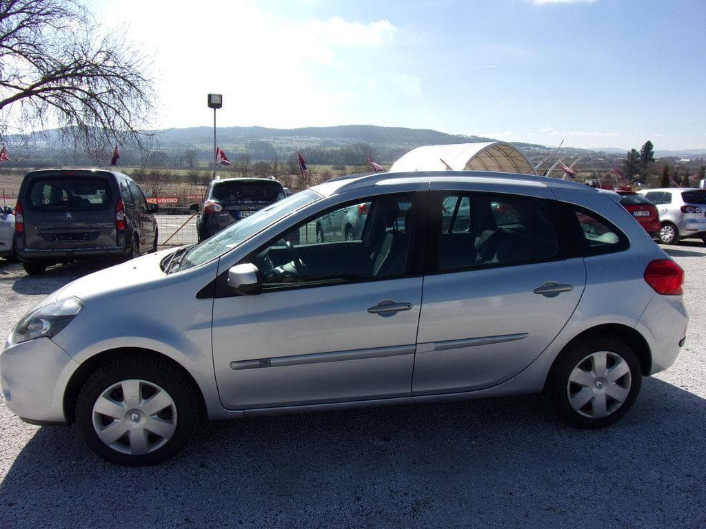 2011 Renault Clio - 7