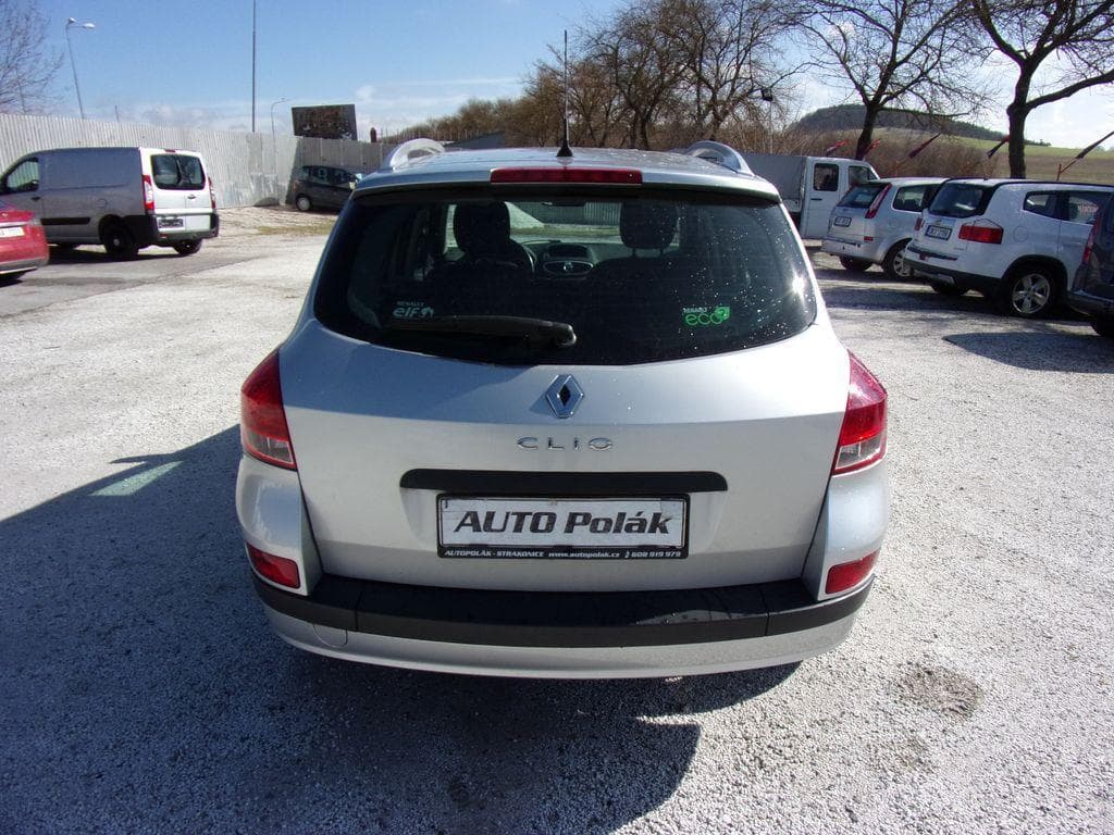 2011 Renault Clio - 8