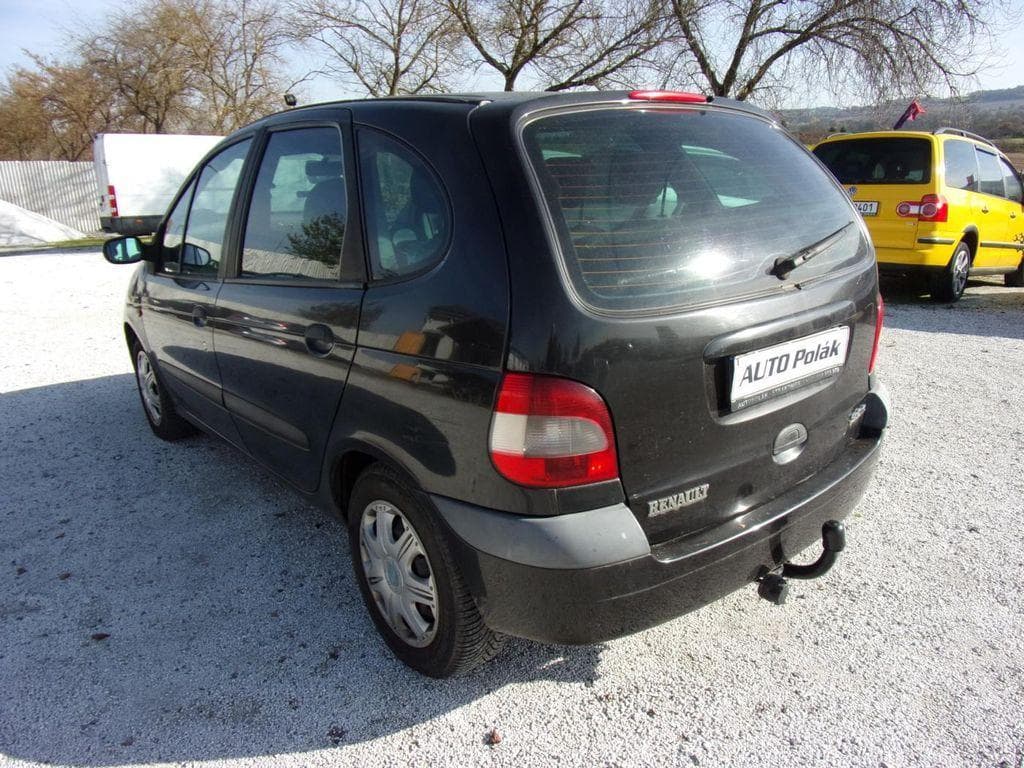 Renault SCENIC - 9