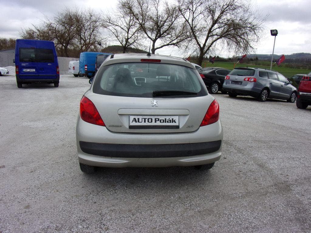 2009 Peugeot 207 - 6