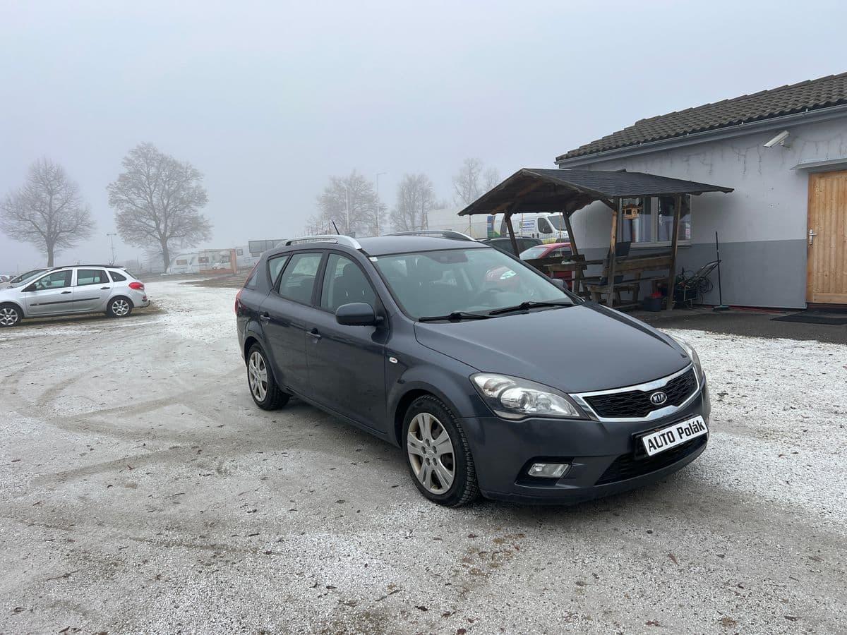 2012 Kia Ostatní - 41