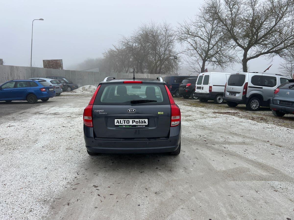 2012 Kia Ostatní - 45