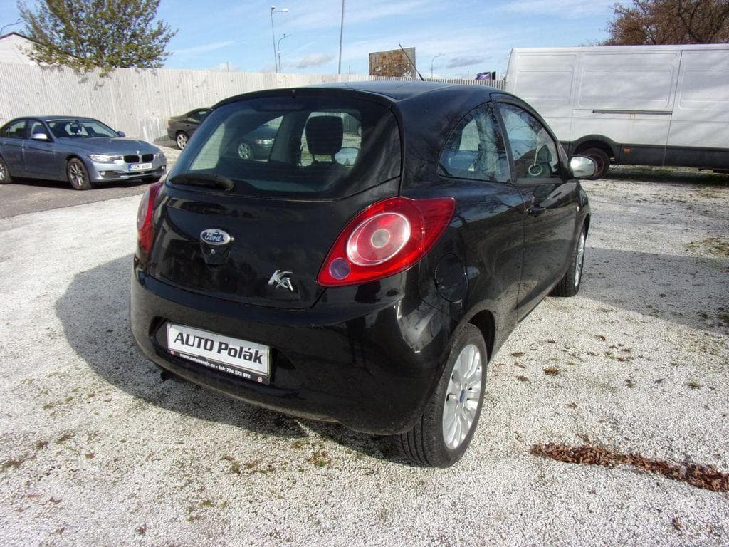 Ford KA - 8