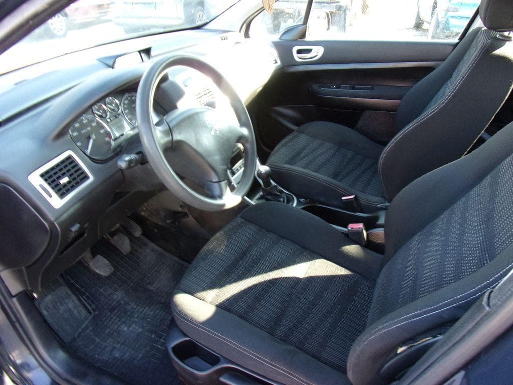 2006 Peugeot 307 - 10