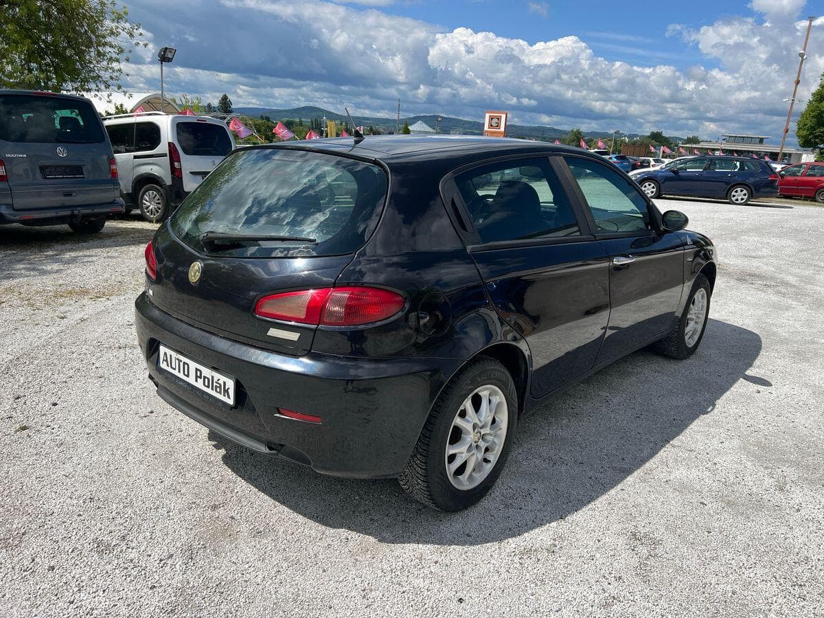2009 Alfa Romeo 147 - 11