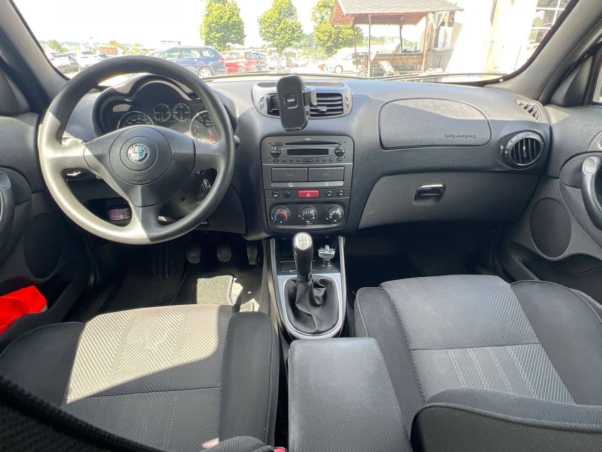 2009 Alfa Romeo 147 - 7