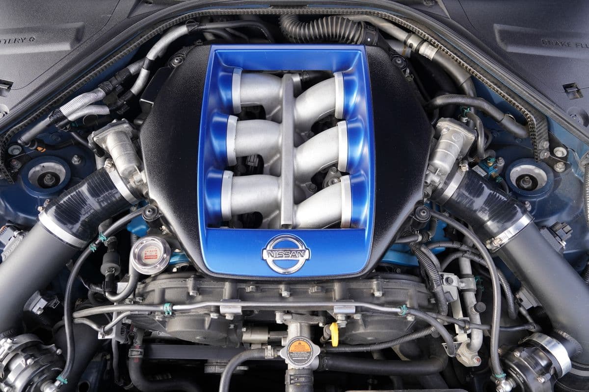 2011 Nissan GT-R - 10