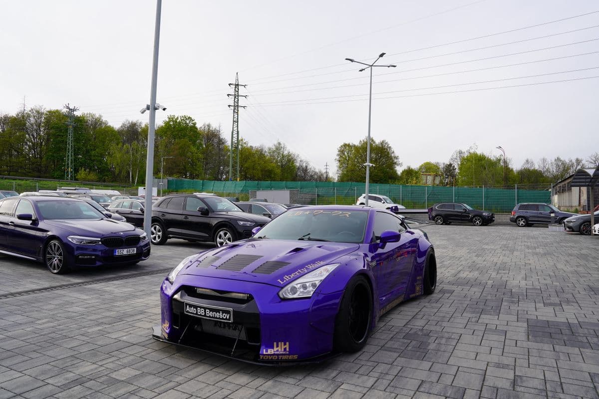 2011 Nissan GT-R - 2