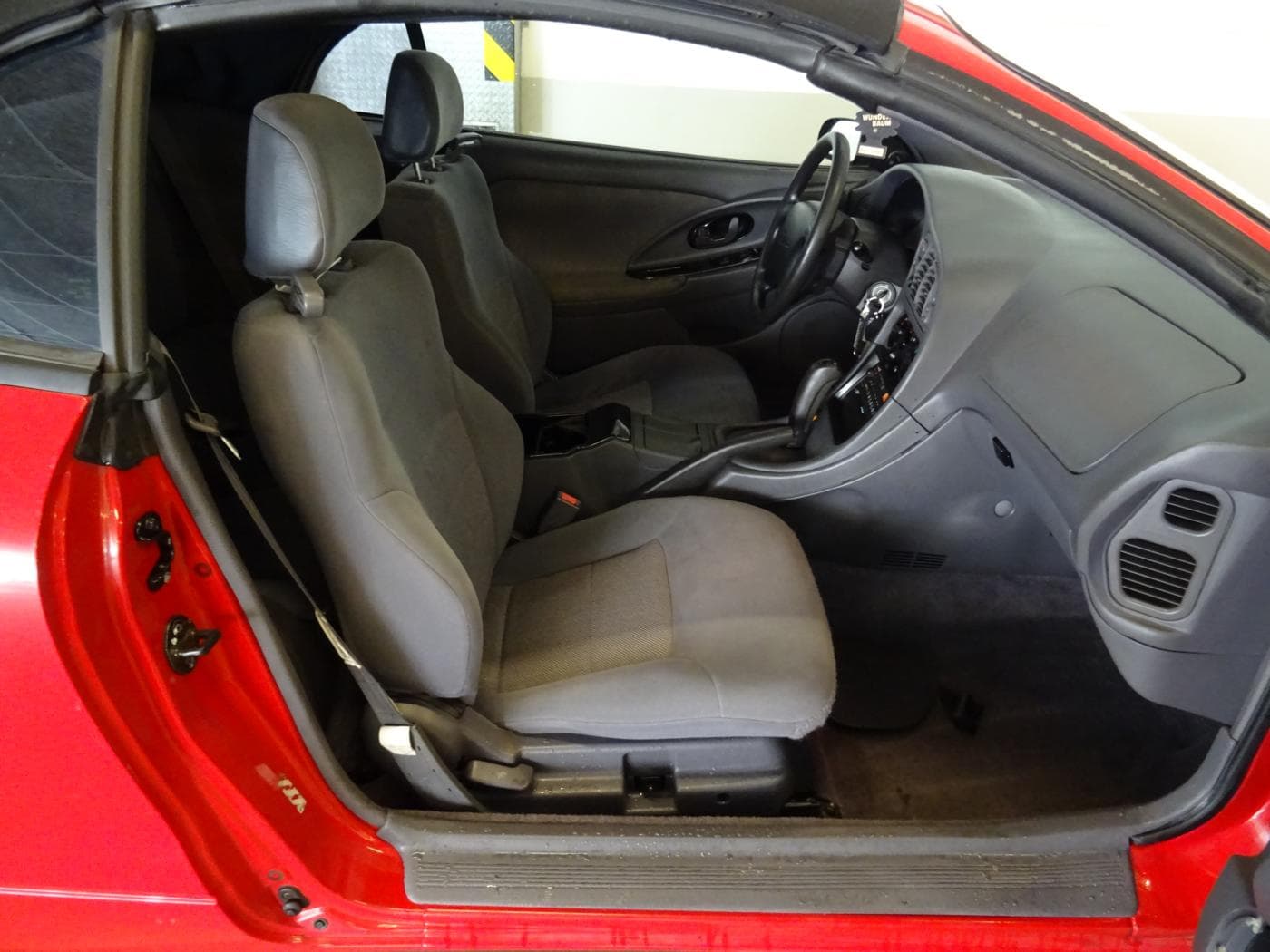 Mitsubishi ECLIPSE - 11