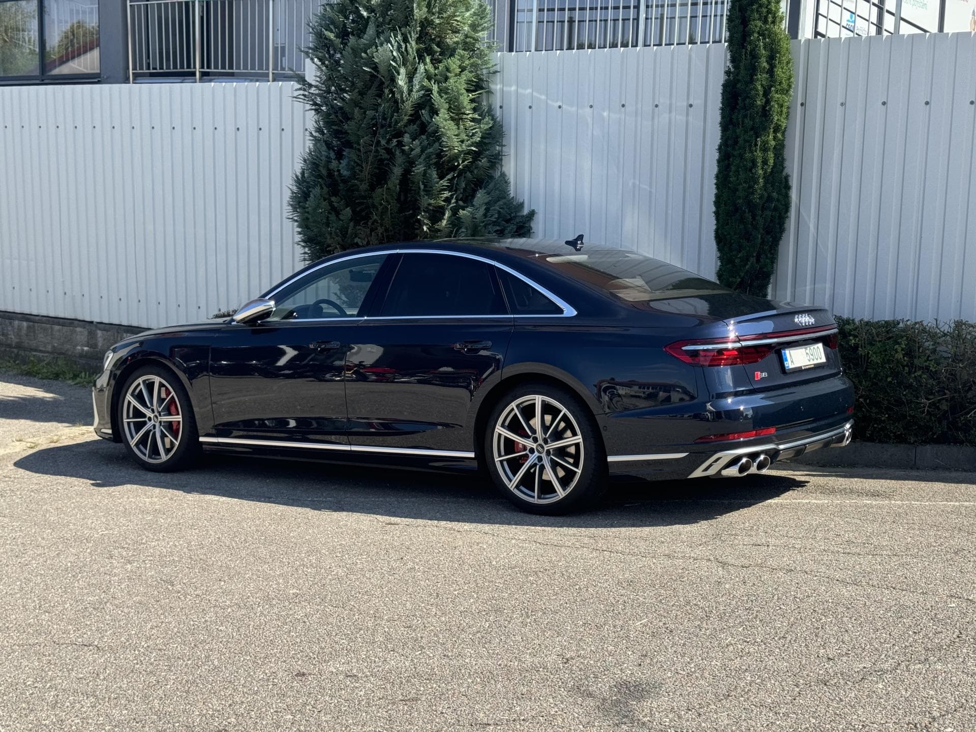 Audi S8 - 4