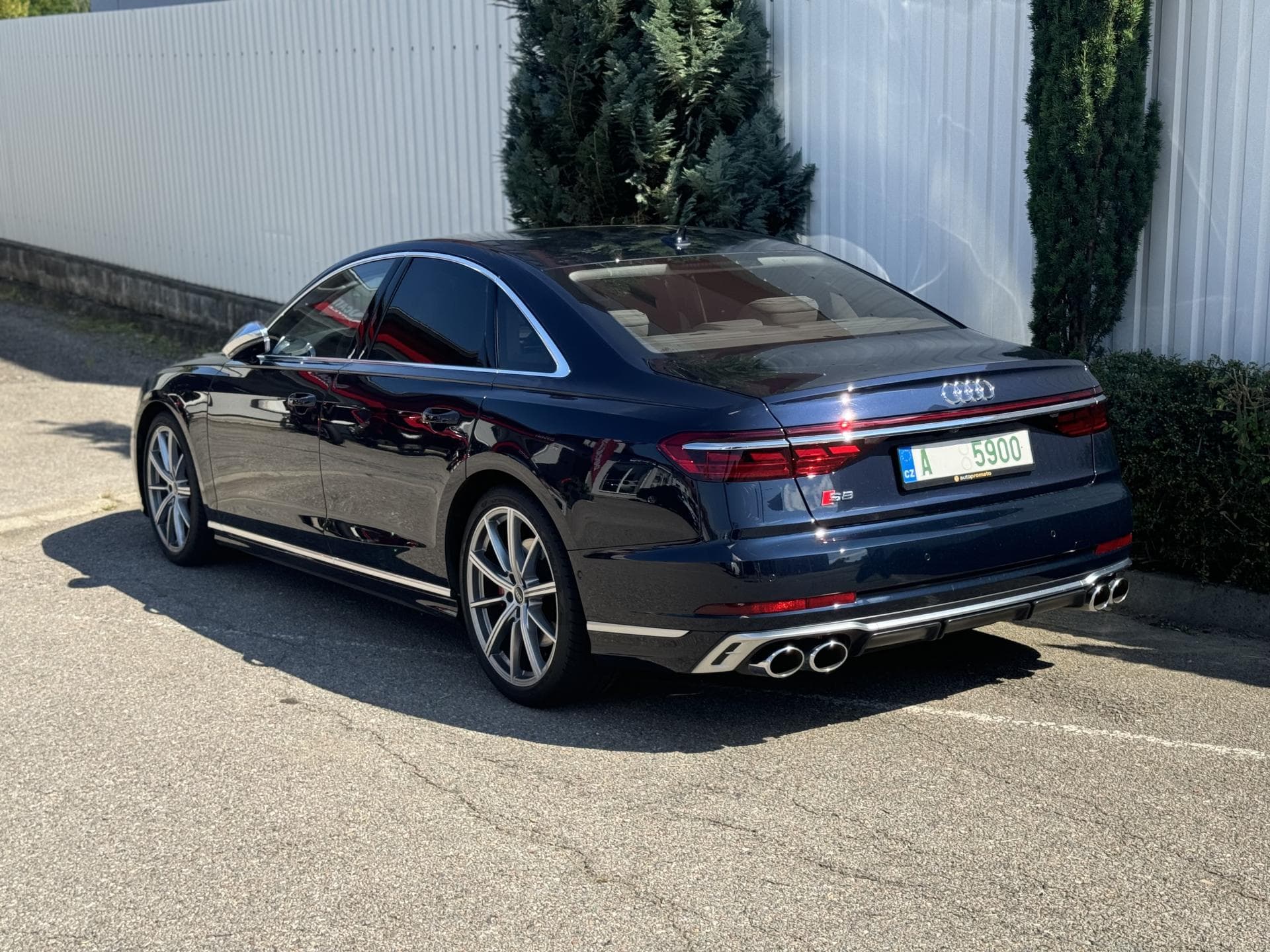 Audi S8 - 5