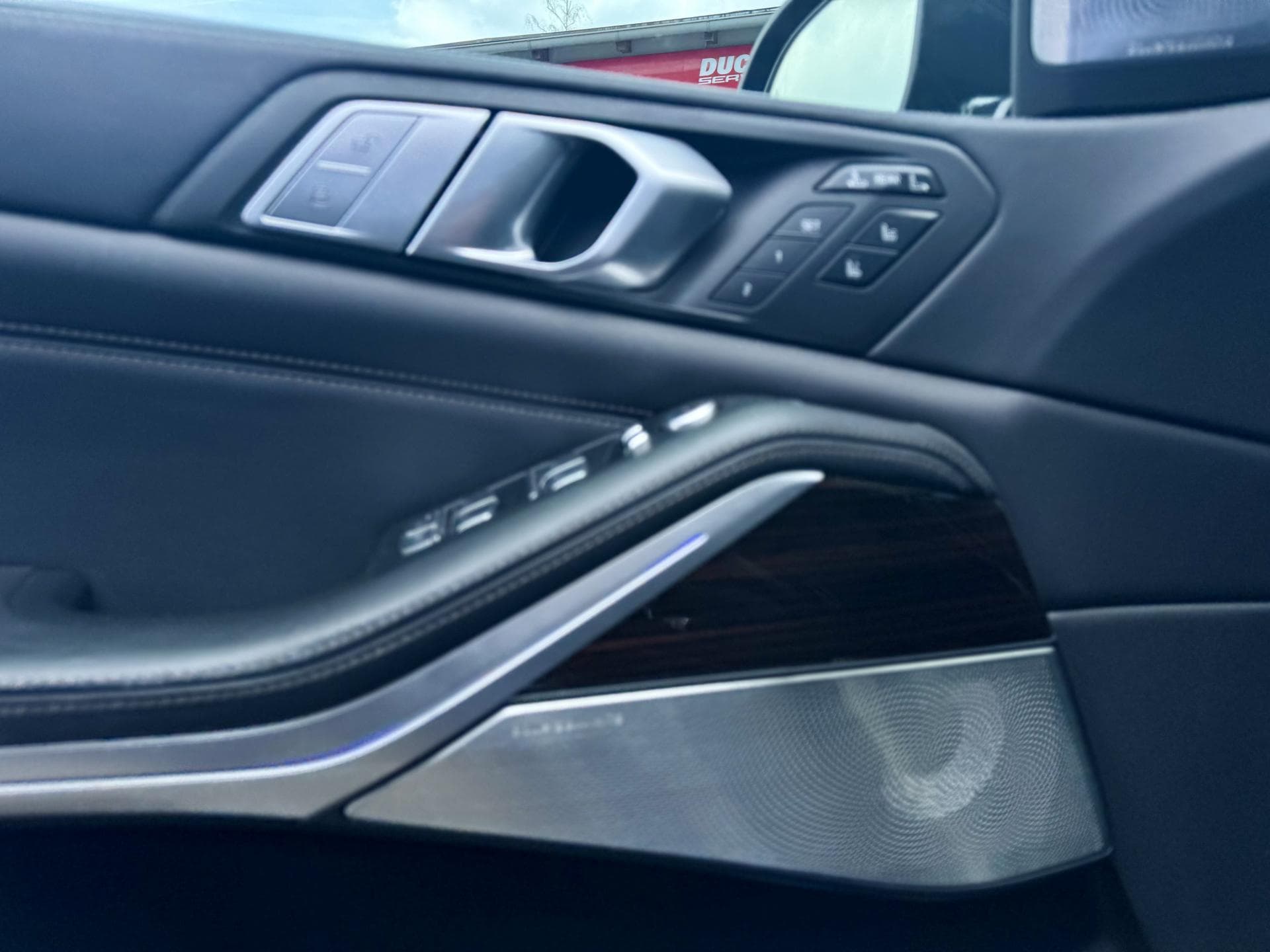 BMW X7 - 9