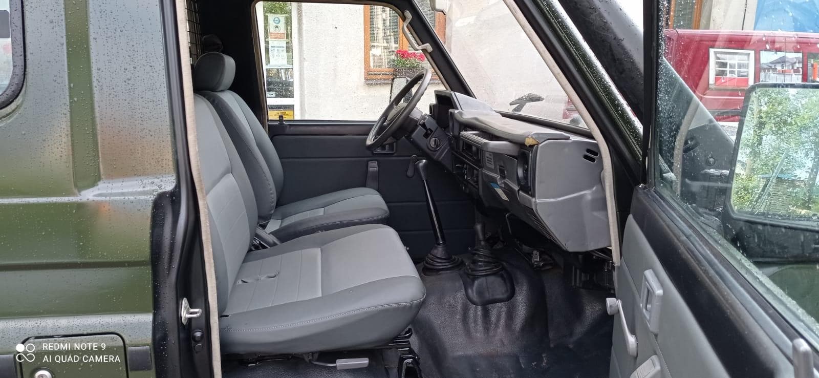 Toyota LAND CRUISER - 2