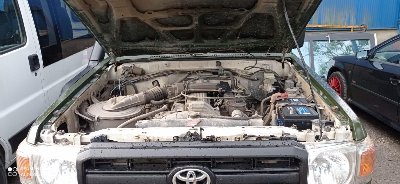 Toyota LAND CRUISER - 11