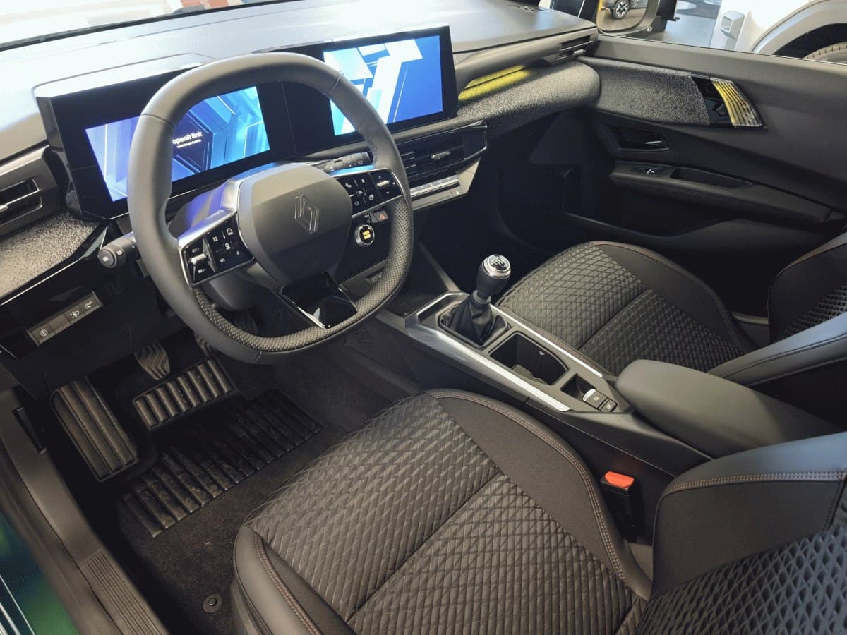Renault CLIO - 5