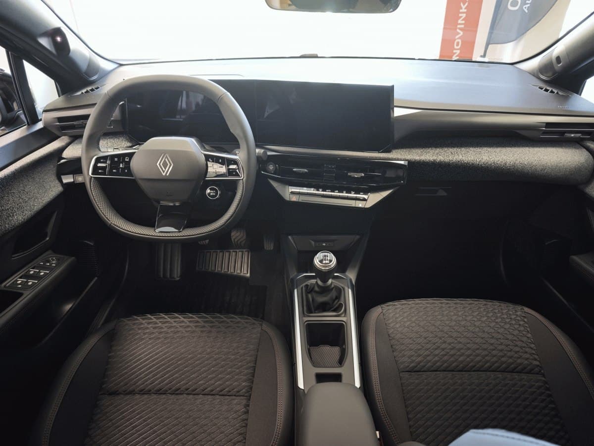 Renault CLIO - 6