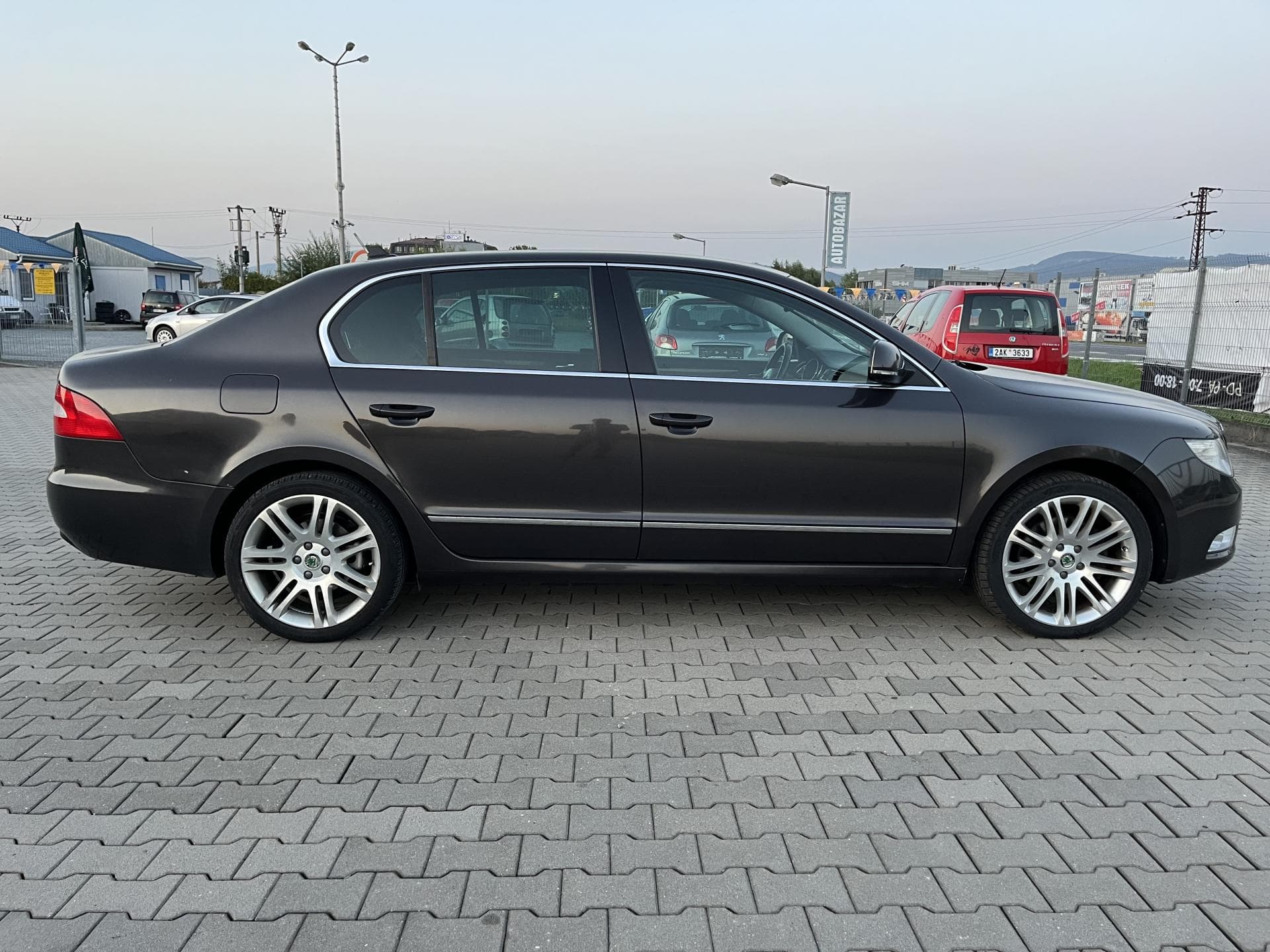Škoda SUPERB - 8