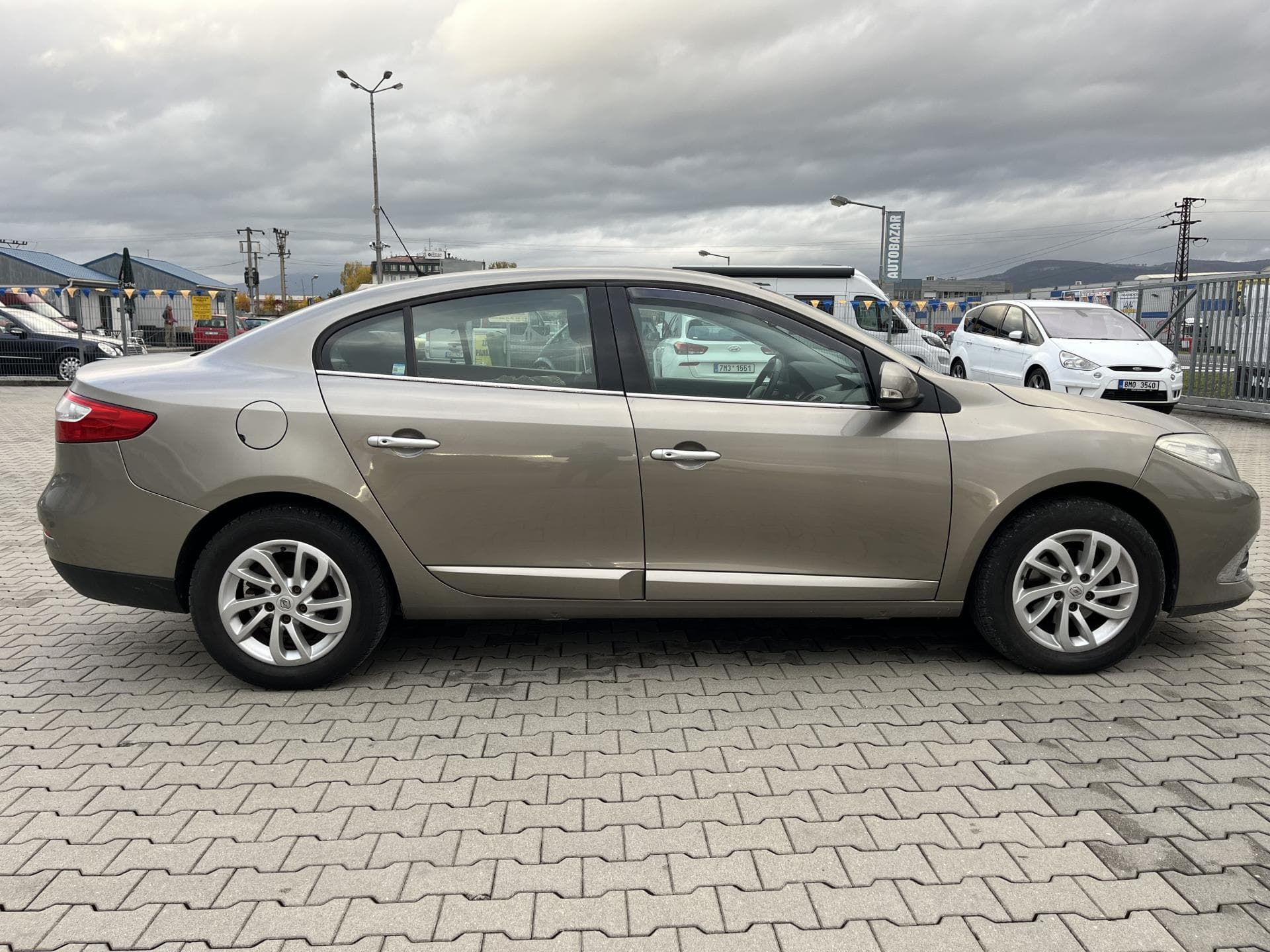 Renault FLUENCE - 8