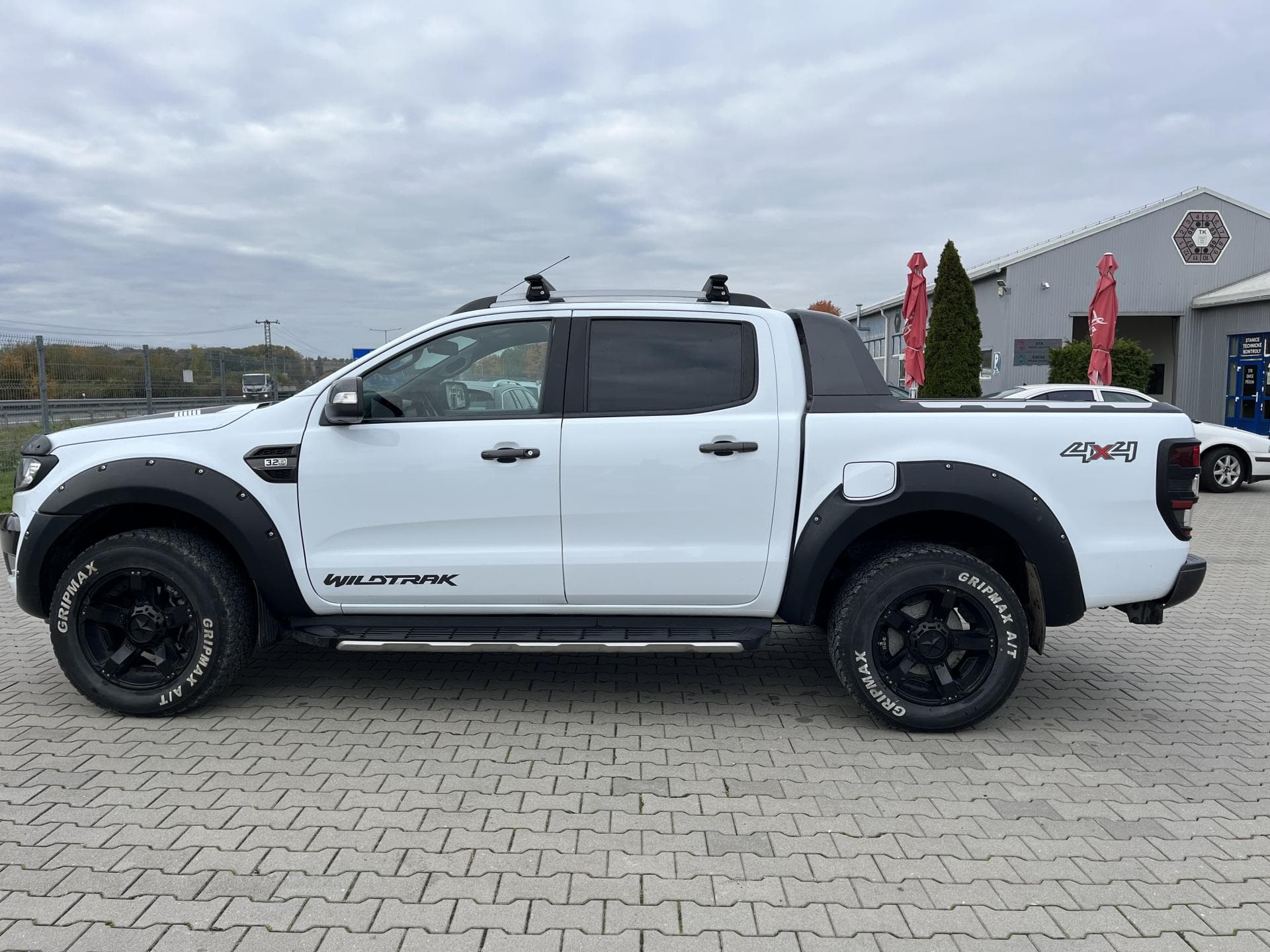 Ford RANGER - 8