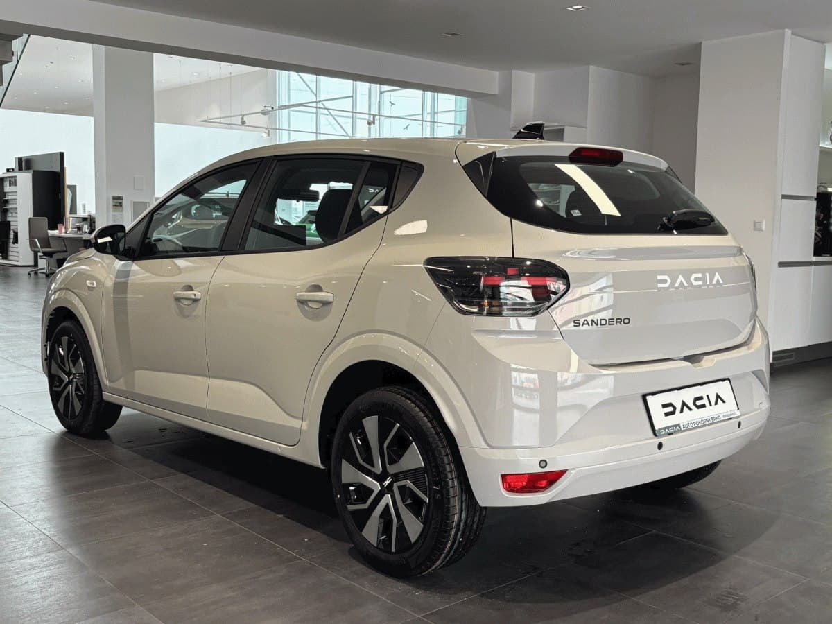 Dacia Sandero - 3