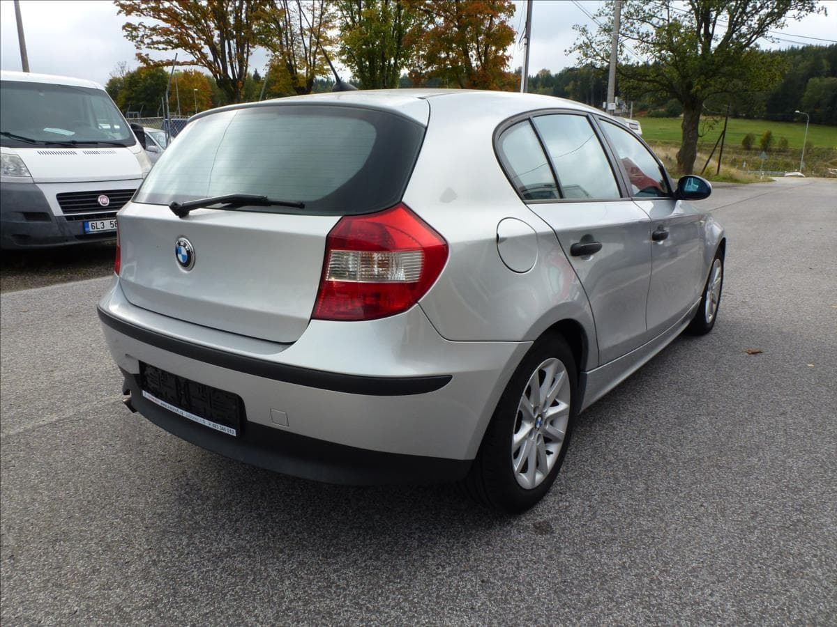 2005 BMW 1-Series - 8