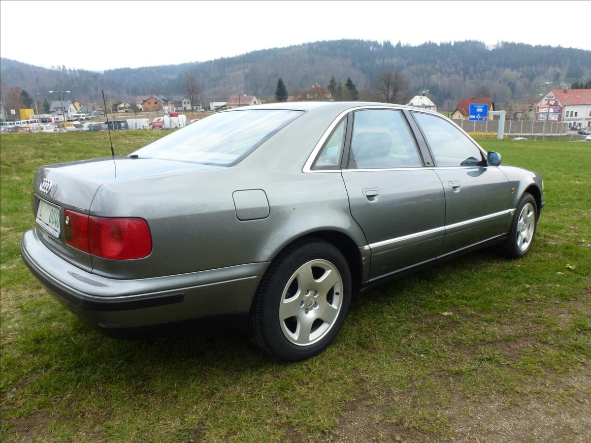 1995 Audi A8 - 10