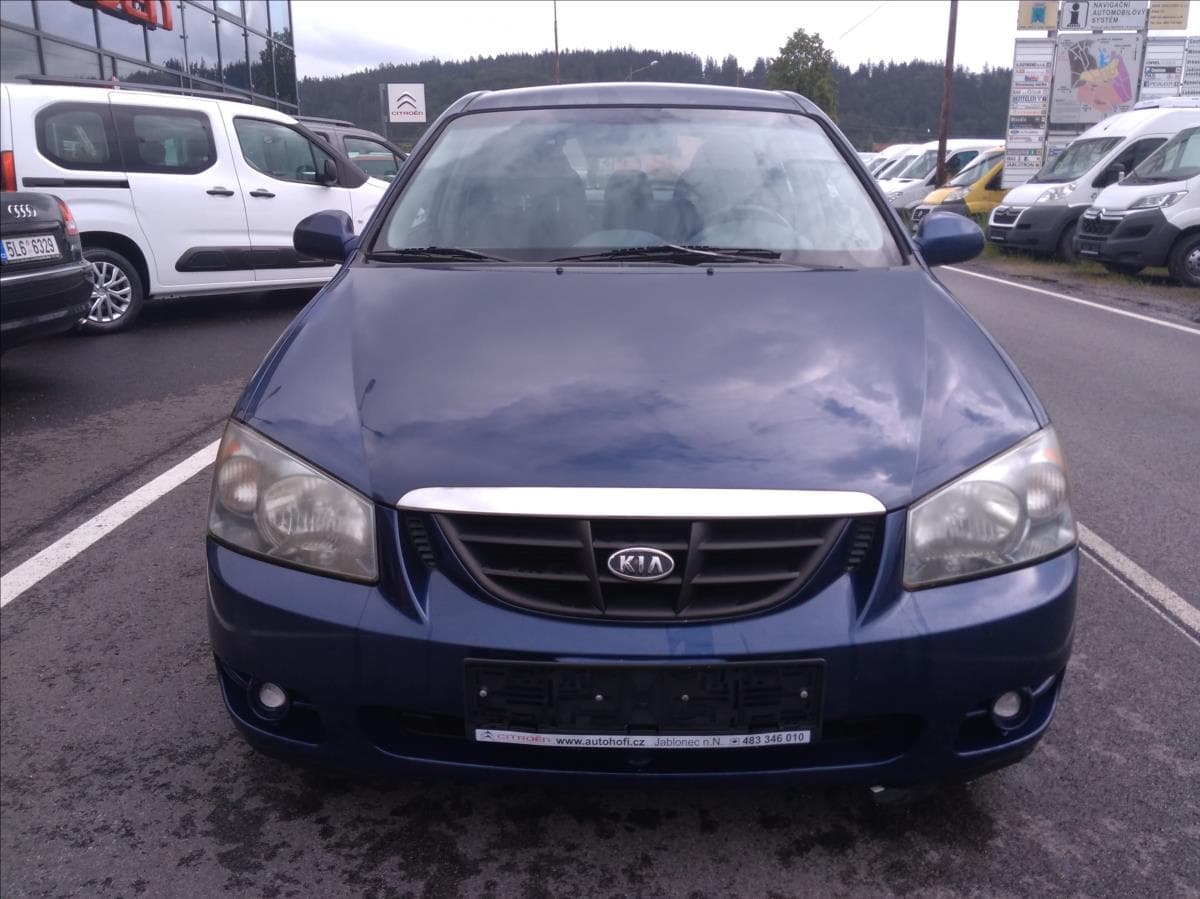 2004 Kia CERATO - 2