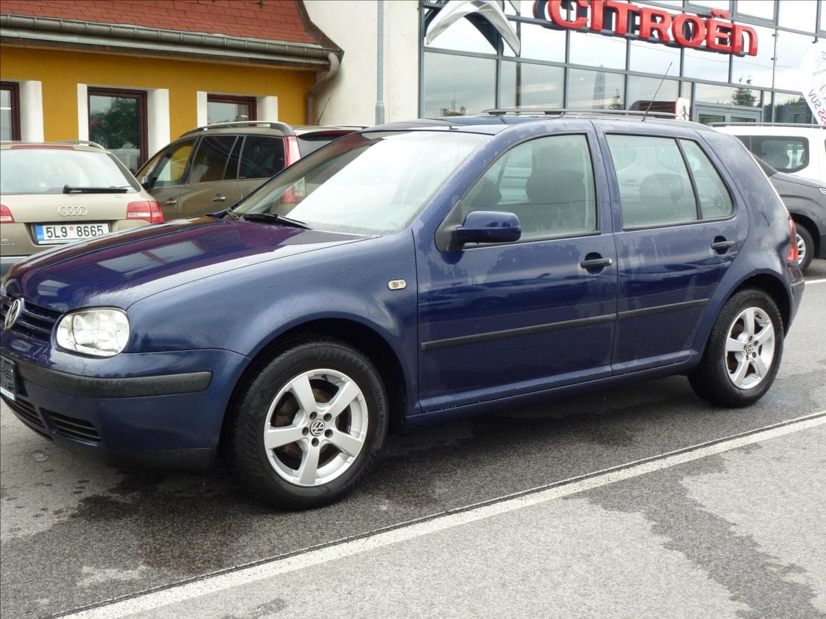2002 Volkswagen GOLF - 9