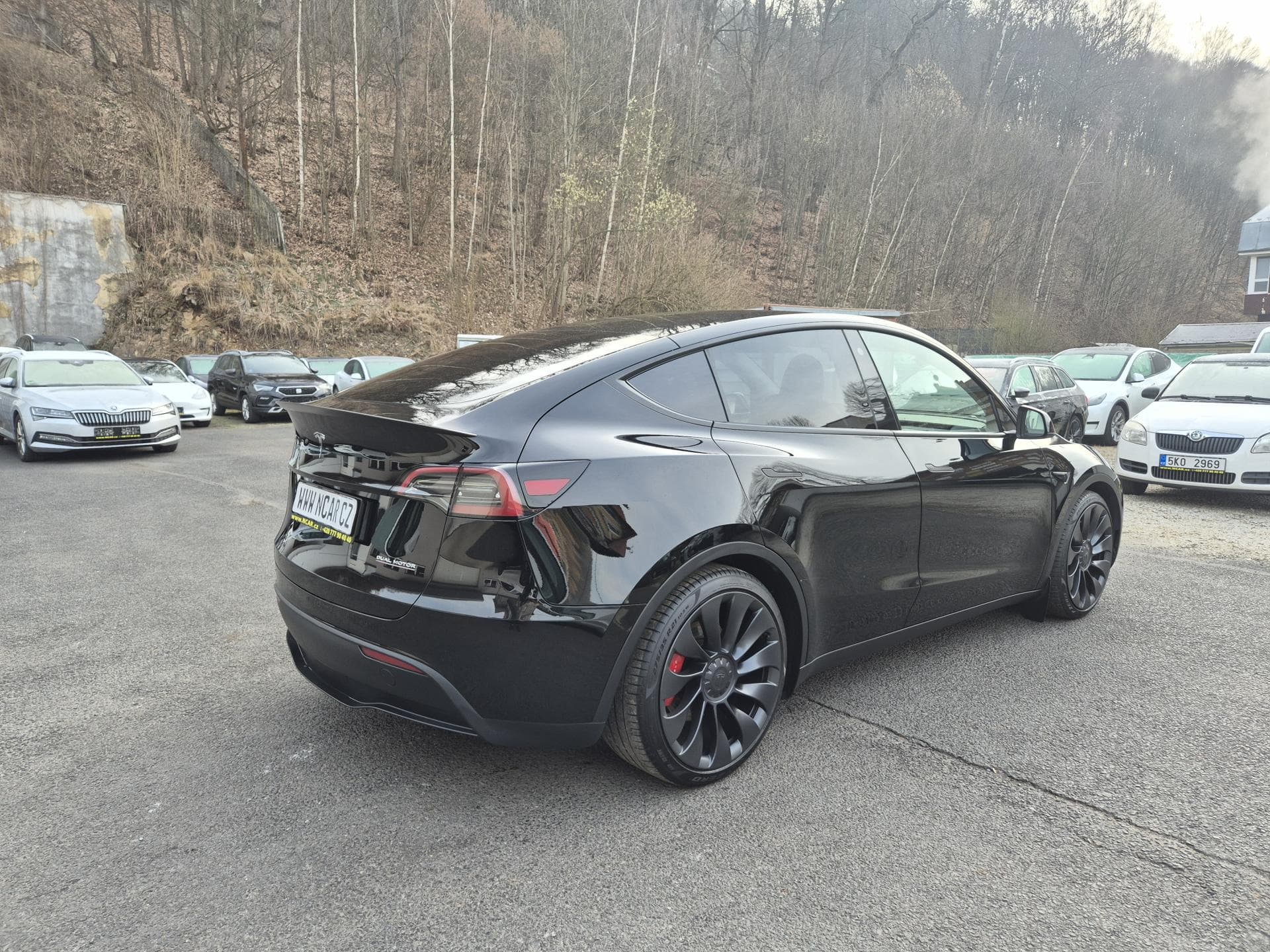 2022 Tesla Model Y - 5