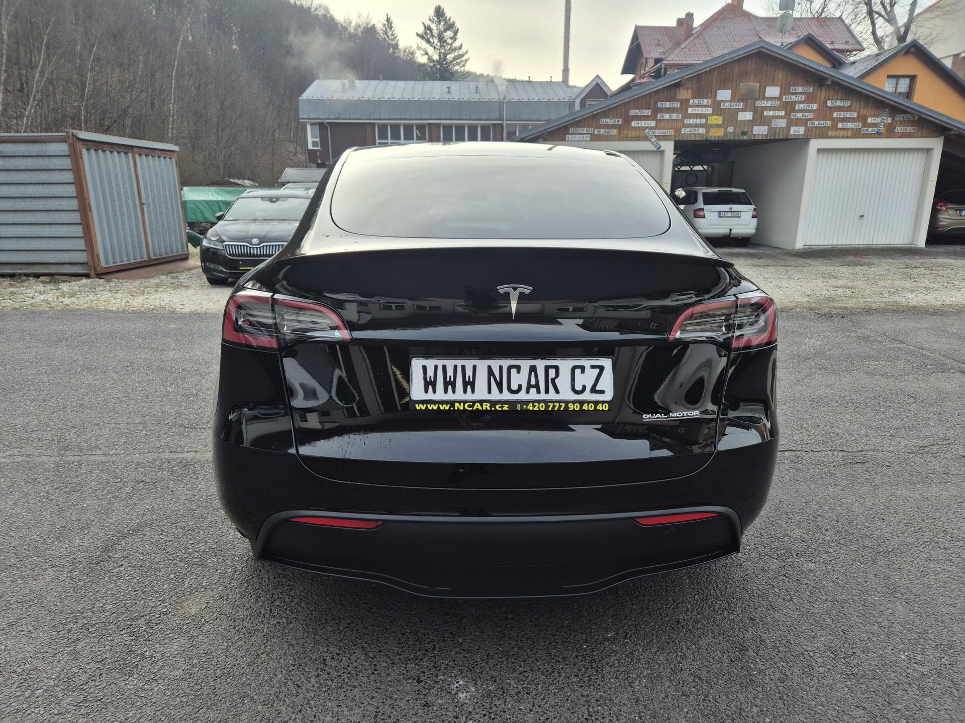 2022 Tesla Model Y - 8