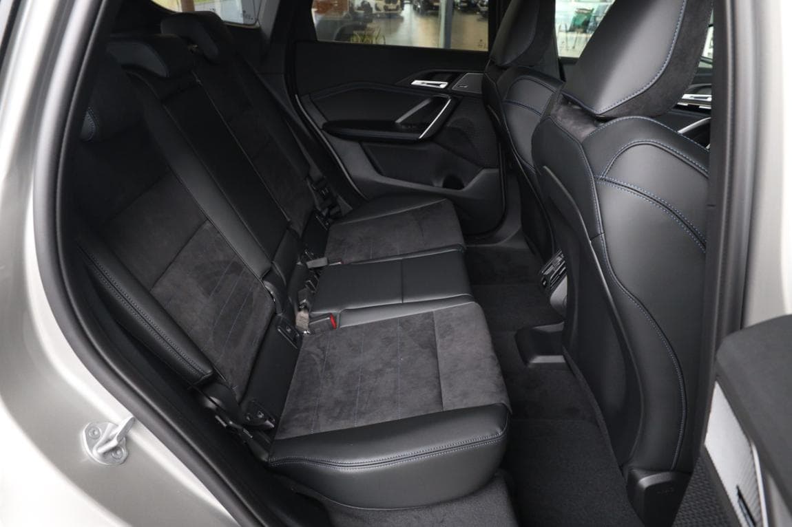 2025 BMW X1 - 6