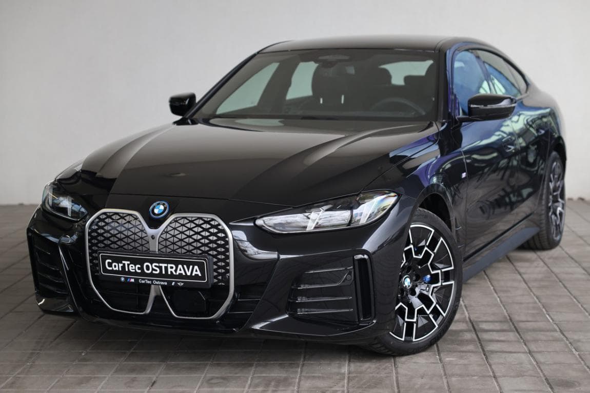 2025 BMW i4