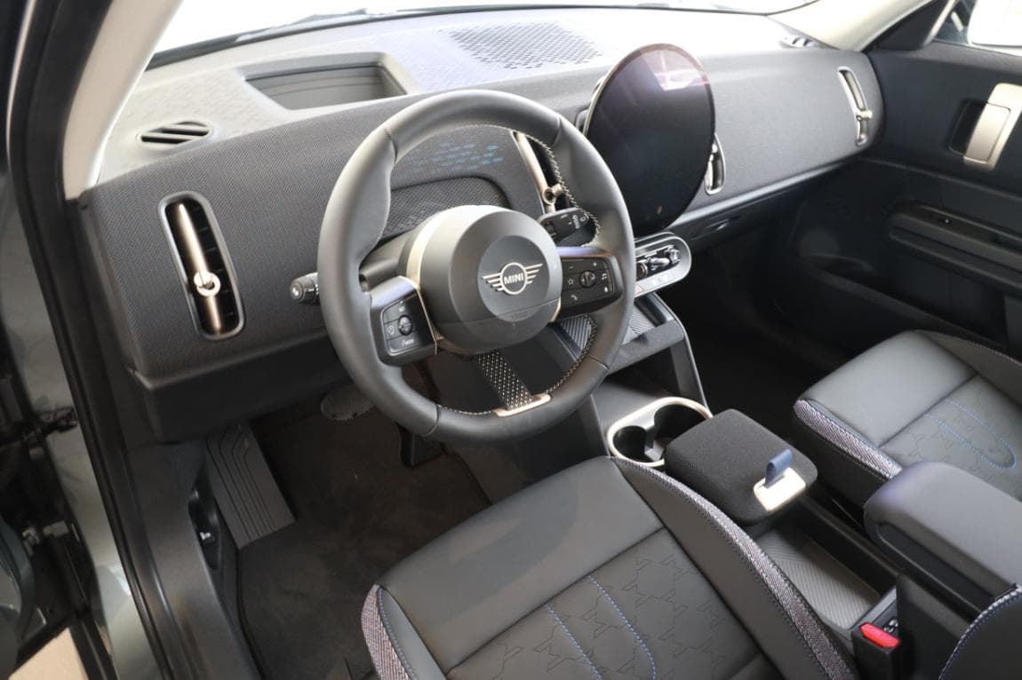 2025 Mini COUNTRYMAN - 2