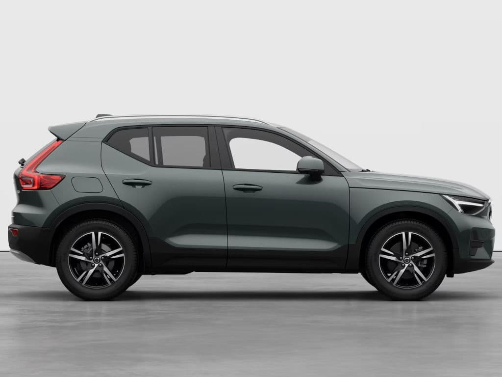 2026 Volvo XC40 - 8