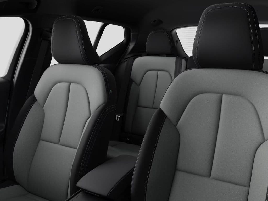 2026 Volvo XC40 - 11