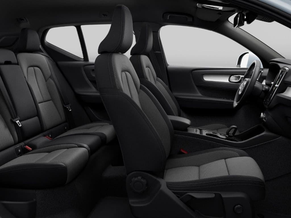 2026 Volvo XC40 - 10