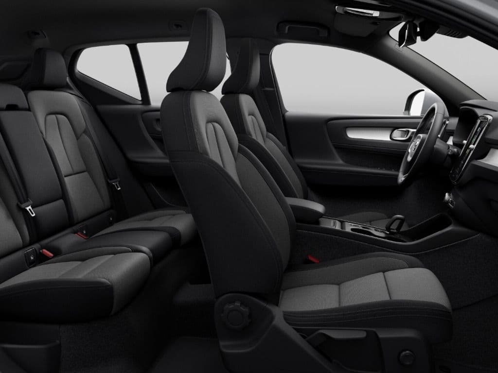 2026 Volvo XC40 - 10