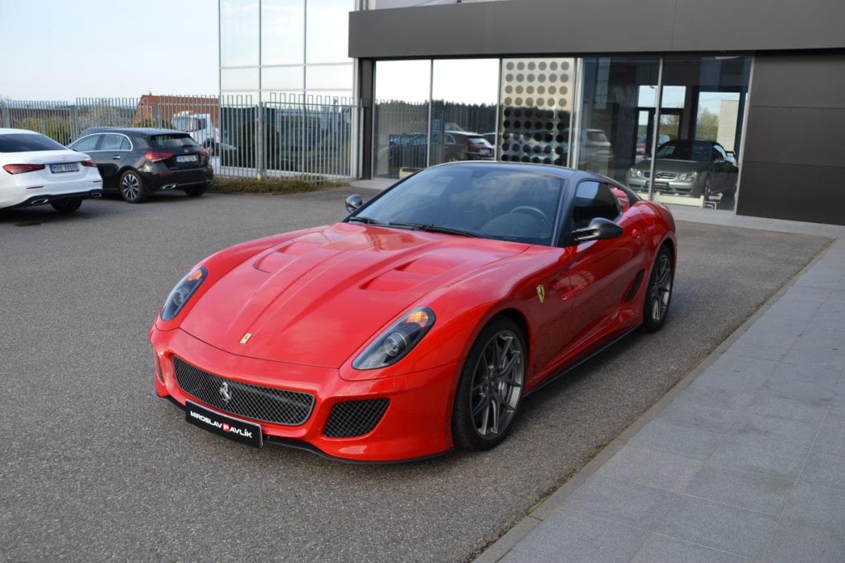 2011 Ferrari 599 - 4