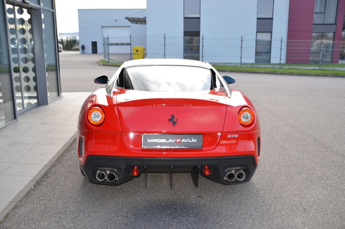 2011 Ferrari 599 - 7