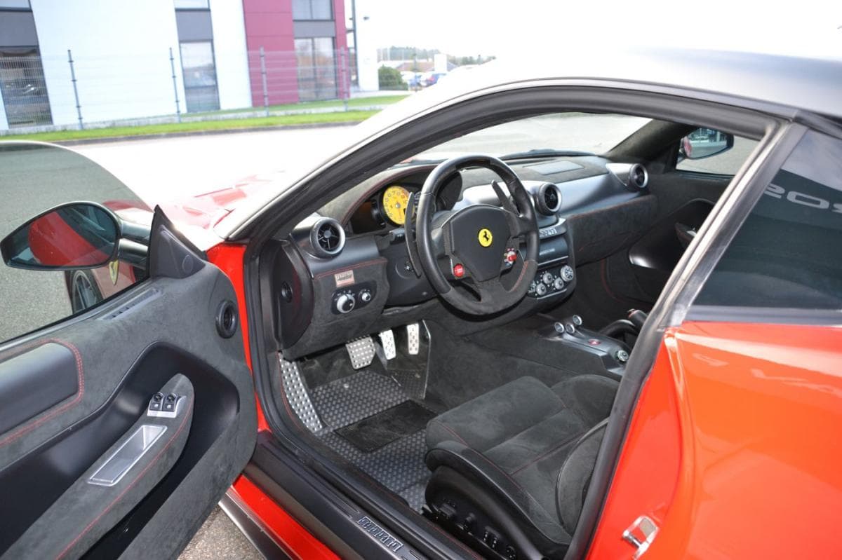2011 Ferrari 599 - 10