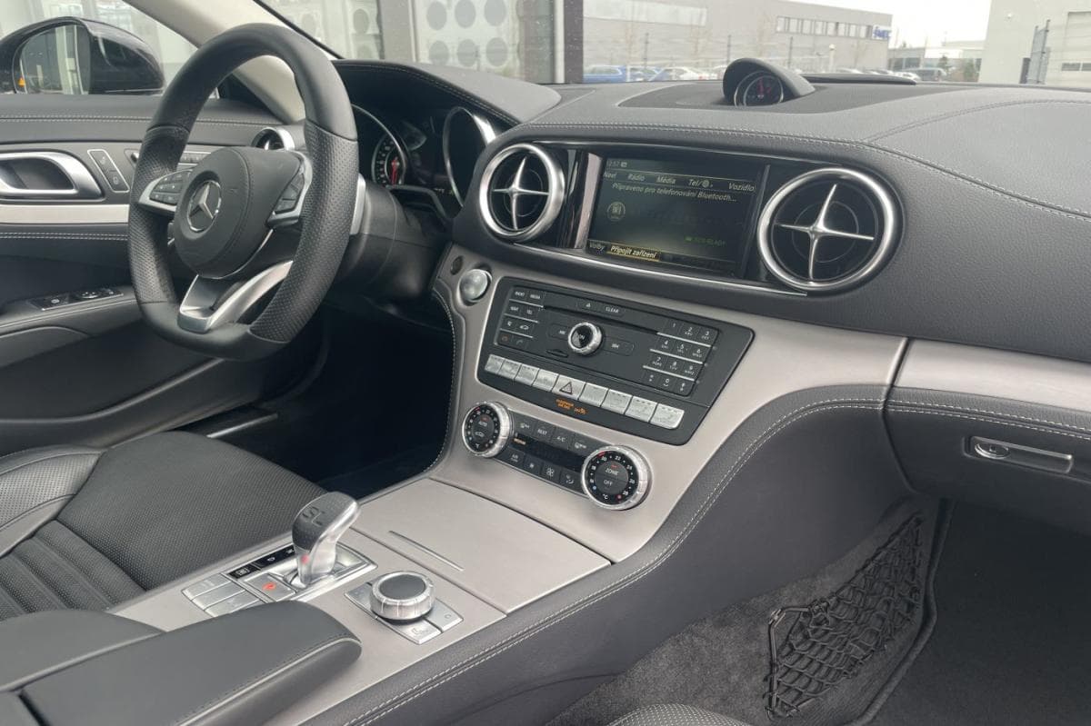2020 Mercedes-Benz SL - 10