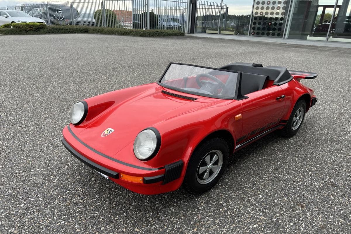 1982 Porsche 911 - 9