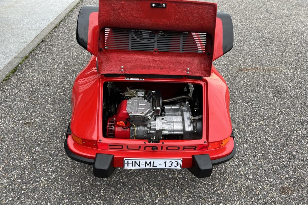 1982 Porsche 911 - 11