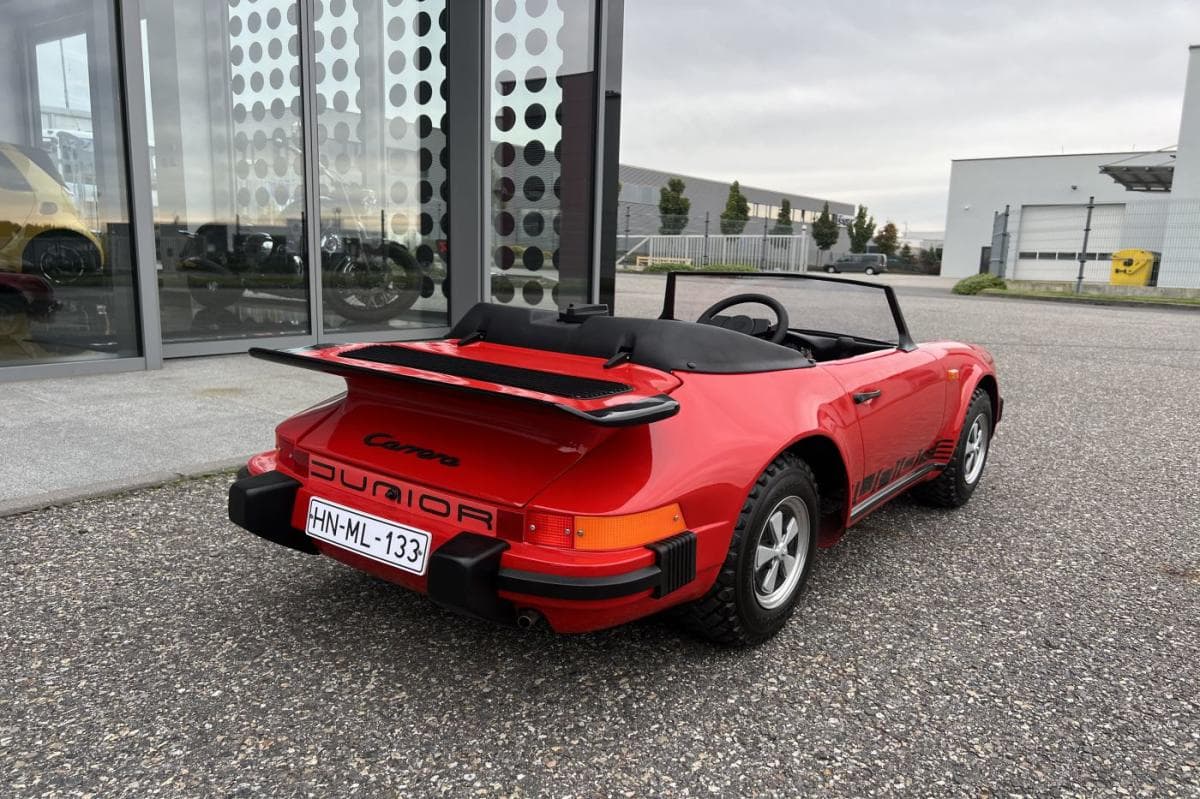 1982 Porsche 911 - 4